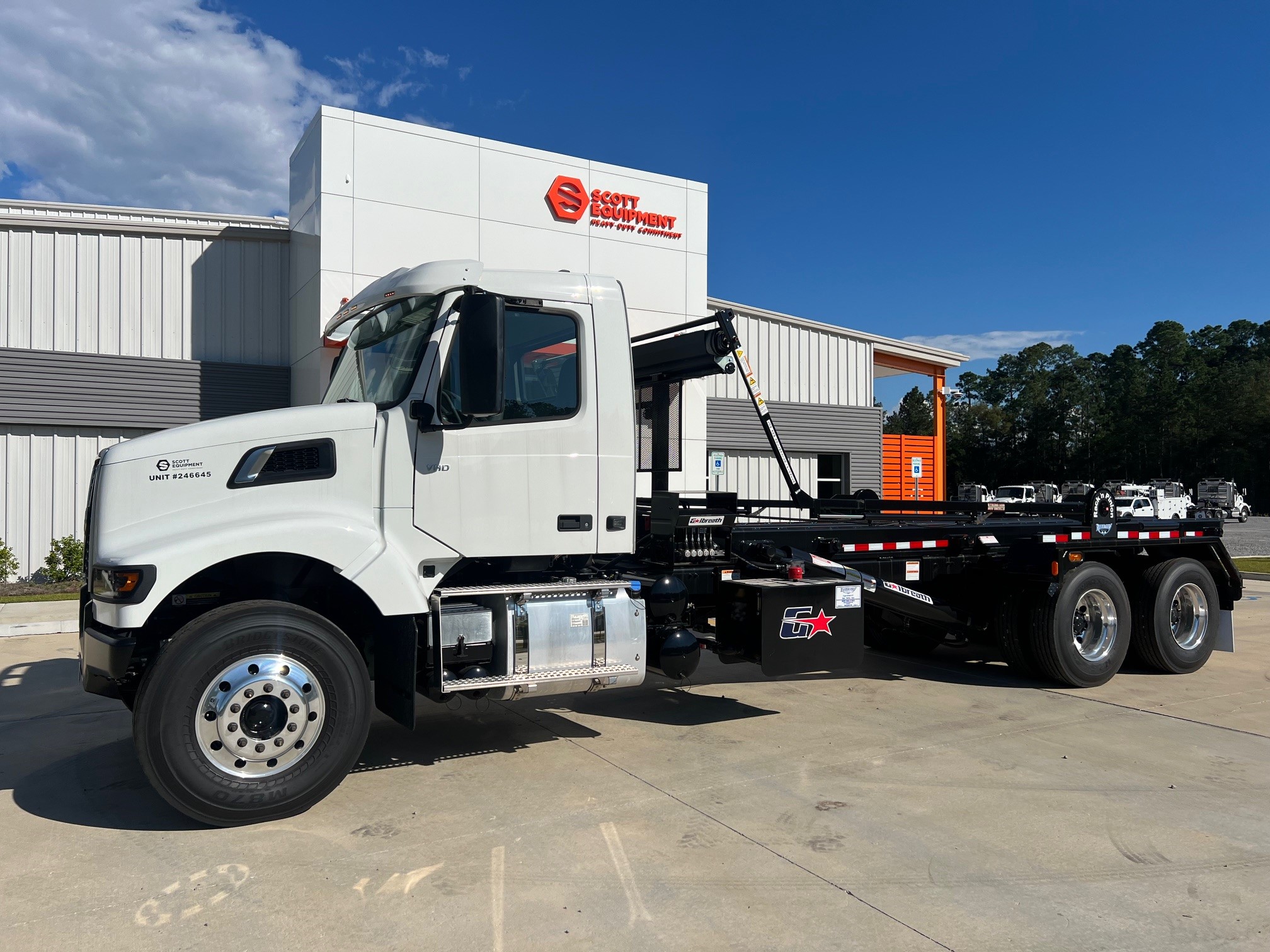 Tandem Axle Roll-Off