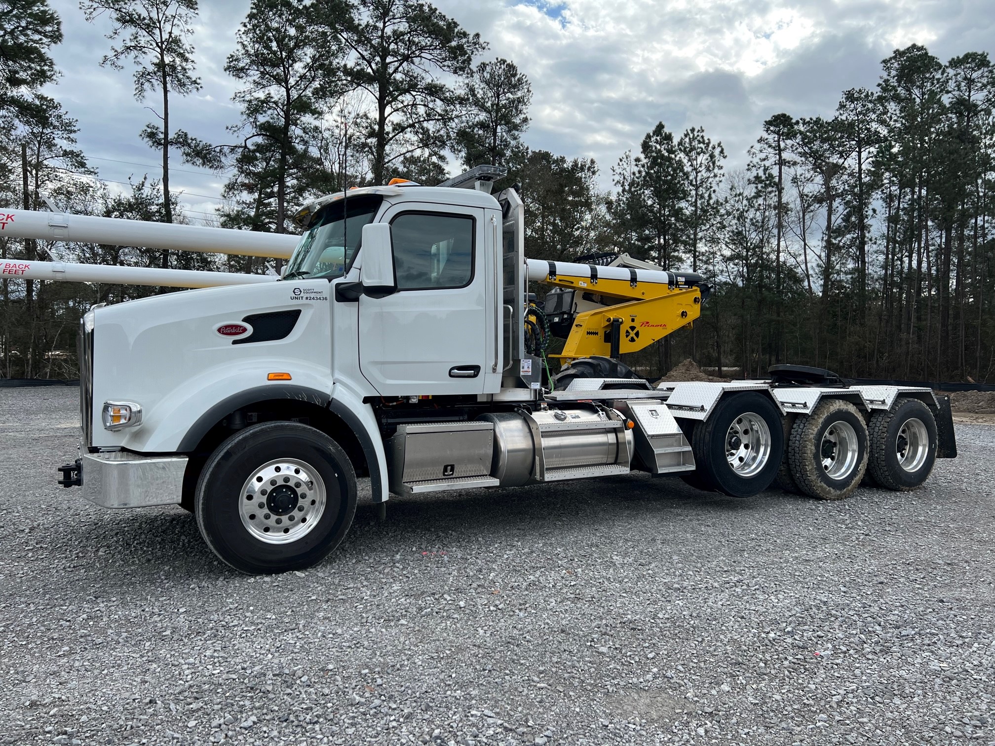 Tri Axle Day Cab